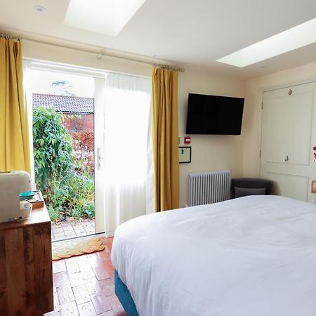 The Pear Tree Inn Bury St. Edmunds Room photo